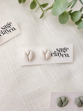 Load image into Gallery viewer, Tulip Studs