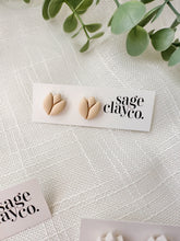 Load image into Gallery viewer, Tulip Studs