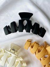 Load image into Gallery viewer, Zig Zag Claw | Hair Claw