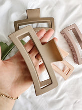 Load image into Gallery viewer, Jumbo Avery | Claw Clip