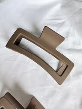 Load image into Gallery viewer, Jumbo Avery | Claw Clip