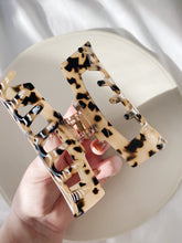 Load image into Gallery viewer, Avery Hair Claw | Jaw Clip