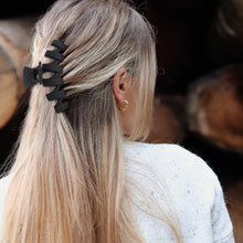Load image into Gallery viewer, Zig Zag Claw | Hair Claw