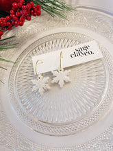 Load image into Gallery viewer, Snow Flake Hoops